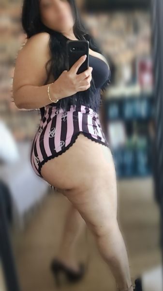 Hola soy valeri tu chica adictiva. Ven conoceme la pasaremos muy rico con un masaje q te hará llegar al punto máximo de relajación y EROTISMO tanto q te darán ganas de pasar a lo más caliente un sexo con pasión y lujuria donde mis movimientos te facinaran y tendrás un placentero orgasmo y quedaras totalmente satisfecho con este cuerpo VOLUPTUOSO podrás cumplir cualquier fantasía rica q tengas en tu mente llamame no te arrepentirás 